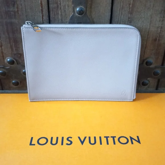 Louis Vuitton pochette - Picture 16 of 16